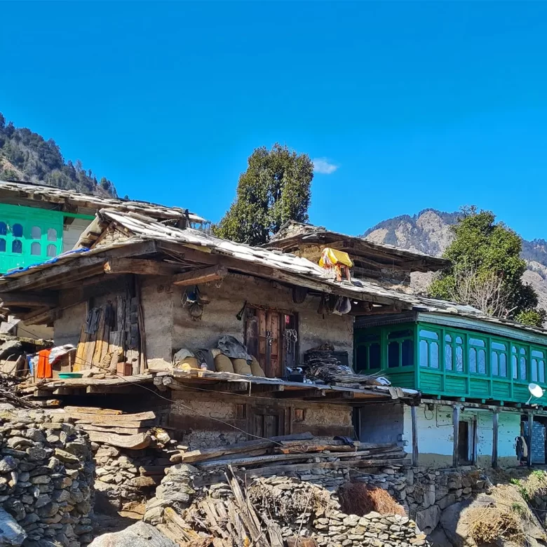 rangthar trek ghnp trek with tek great himalayan national park tirthan valley Lakcha Village